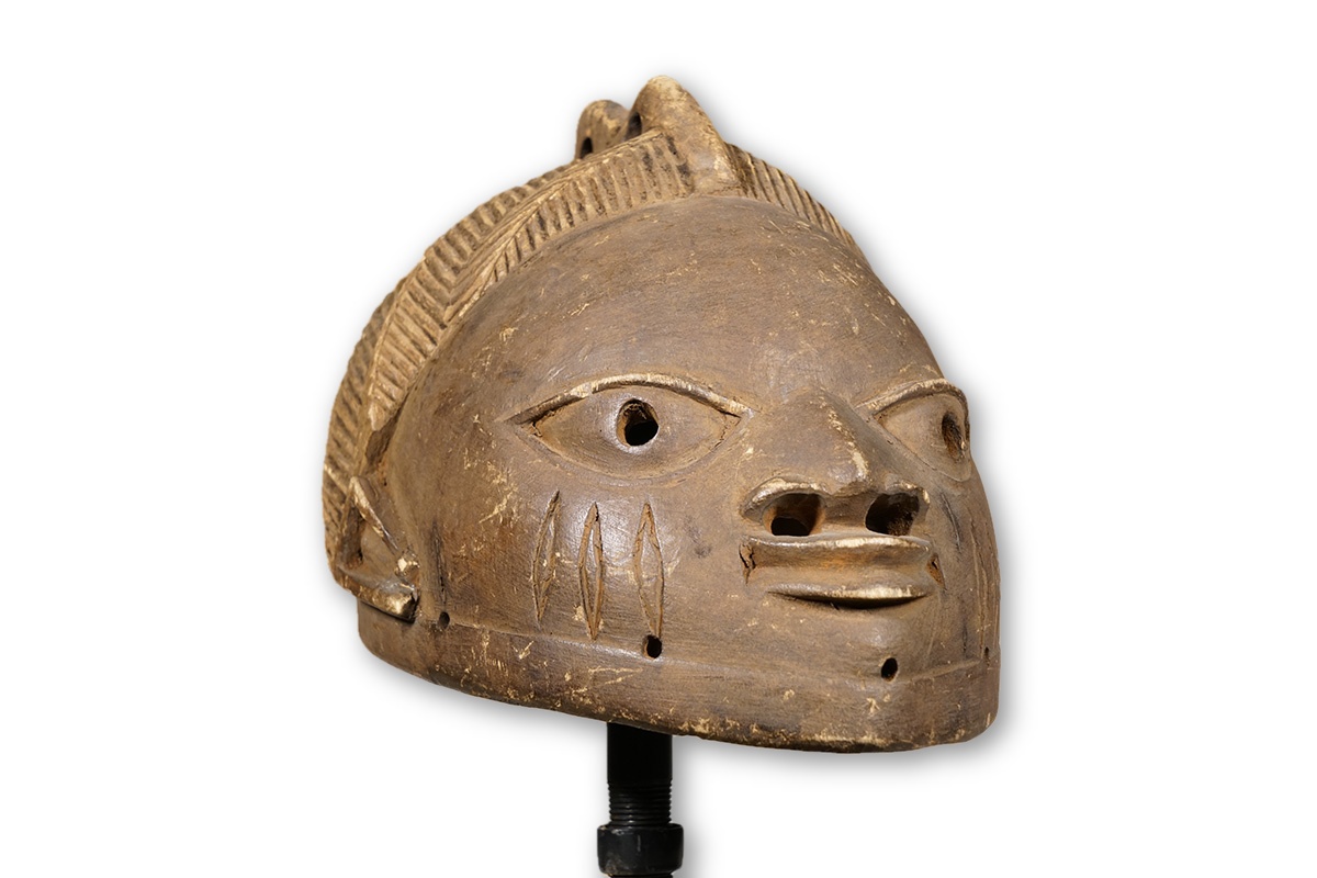 Yoruba African Gelede Mask 11.5" in Length w/ Stand