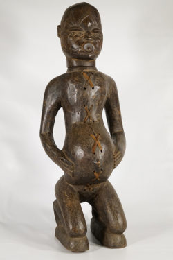 Makonde Maternity Statue