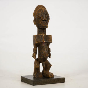 Male Buyu Statue 12"