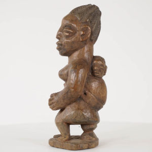 Yoruba Mother & Child Statue - Nigeria