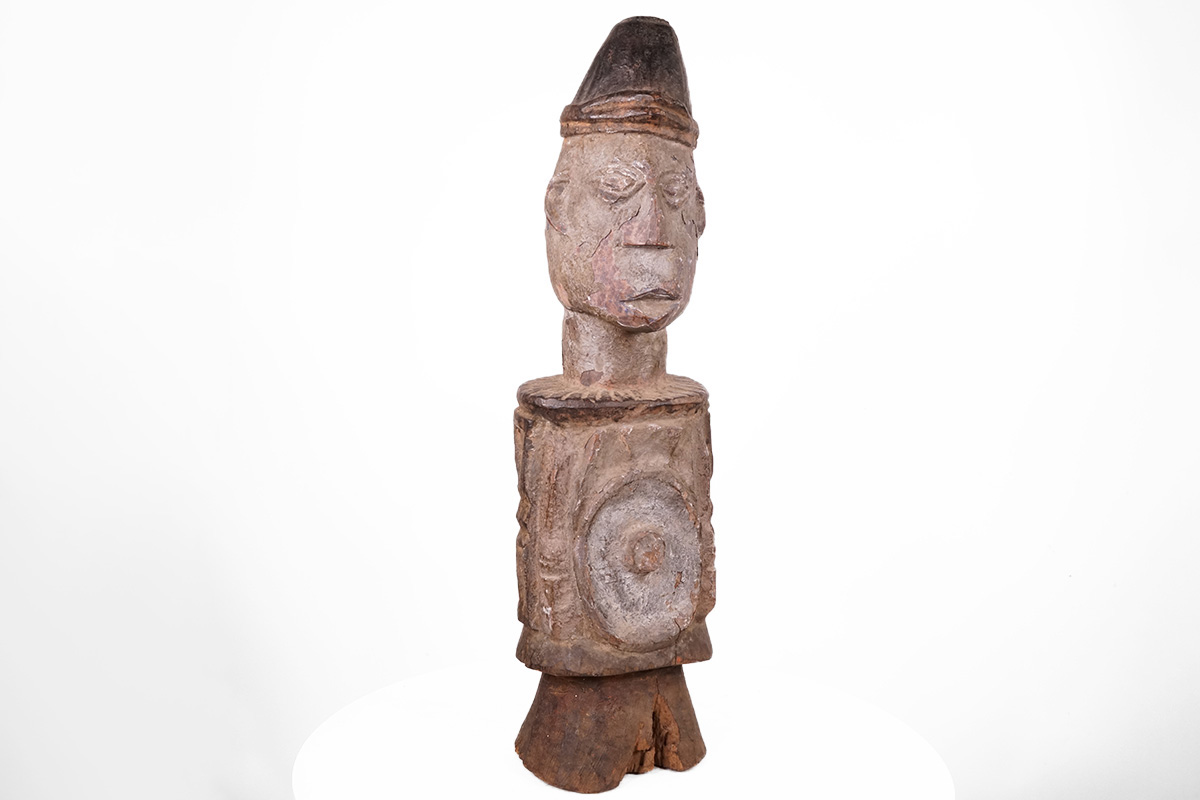 Igbo or Idoma Style Statue - Nigeria